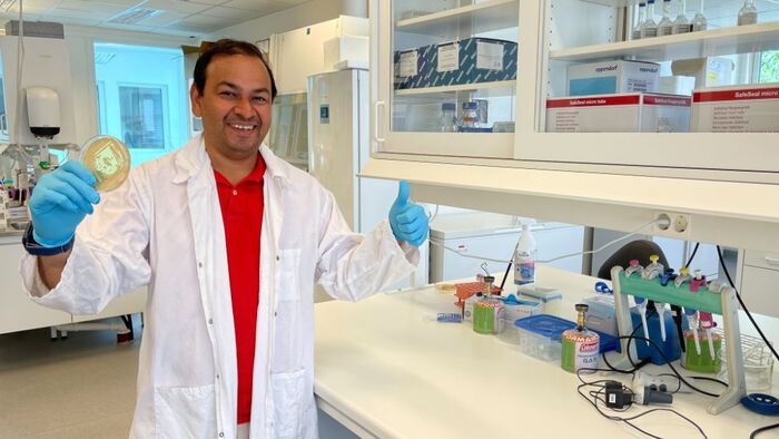 Rafi Ahmad in his laboratory (Photo: HINN)